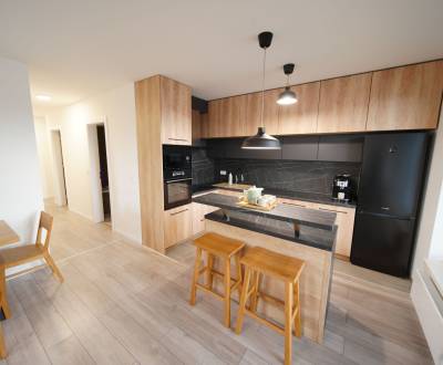 Kiadó 3 szobás lakás, 3 szobás lakás, Inovecká, Košice - Západ, Szlová