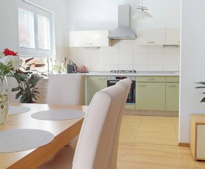 Eladó Családi ház, Családi ház, Bučinová, Banská Bystrica, Szlovákia