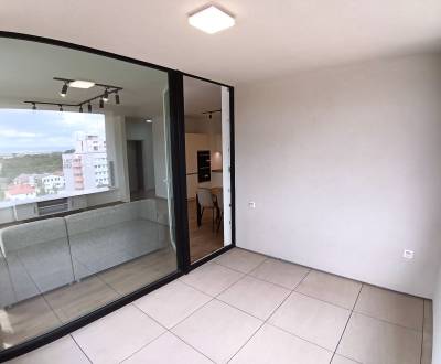 Kiadó 2 szobás lakás, 2 szobás lakás, Karpatská, Poprad, Szlovákia