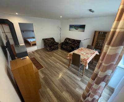 Eladó 3 szobás lakás, 3 szobás lakás, Poprad, Szlovákia