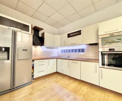 Eladó Családi ház, Családi ház, Žilina, Szlovákia