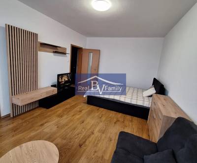 Kiadó 1 szobás lakás, 1 szobás lakás, Hanulova, Bratislava - Dúbravka,