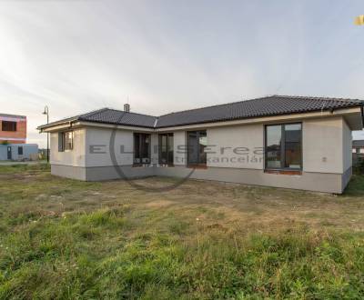 Eladó Családi ház, Családi ház, Malacky, Szlovákia