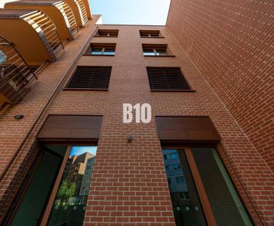 Kiadó Üzlethelység, Üzlethelység, Bratislava II, Szlovákia