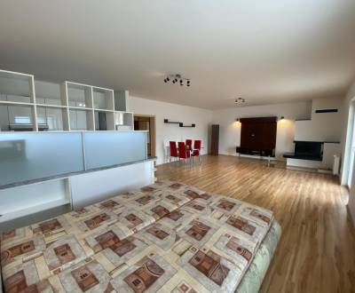 Kiadó 2 szobás lakás, 2 szobás lakás, Poprad, Szlovákia