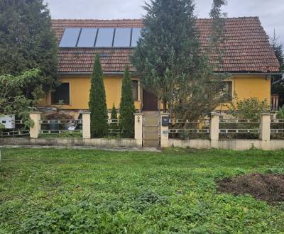 Eladó Családi ház, Családi ház, Sapietová, Žilina, Szlovákia