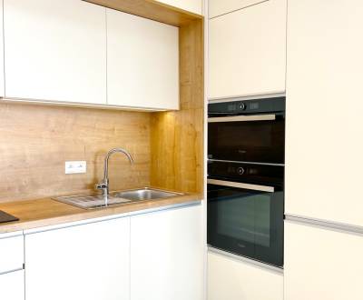 Kiadó 2 szobás lakás, 2 szobás lakás, Karpatská, Poprad, Szlovákia