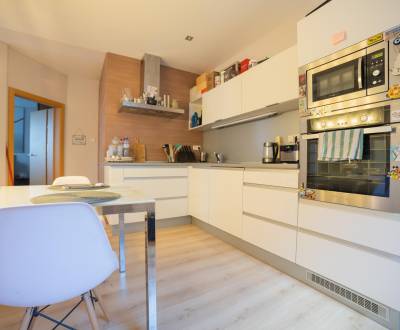 Kiadó 2 szobás lakás, 2 szobás lakás, V. Šípoša, Martin, Szlovákia