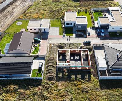 Eladó Családi ház, Családi ház, Delevarová, Pezinok, Szlovákia