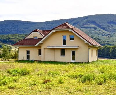 Eladó Családi ház, Családi ház, Trnava, Szlovákia