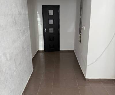 Kiadó Üzlethelység, Üzlethelység, Saratovská, Levice, Szlovákia