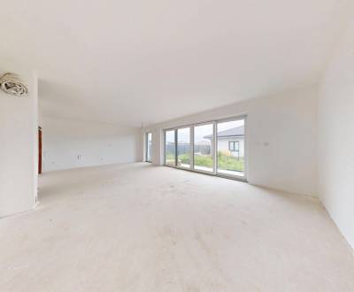 Eladó Családi ház, Családi ház, Karasova, Senec, Szlovákia