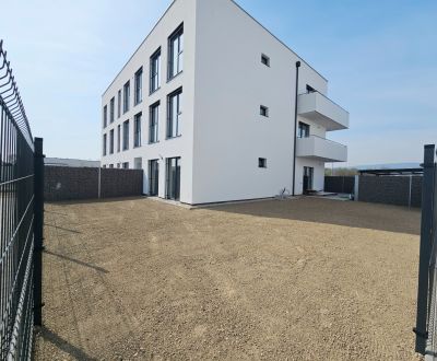Eladó 3 szobás lakás, 3 szobás lakás, Dúhová, Pezinok, Szlovákia