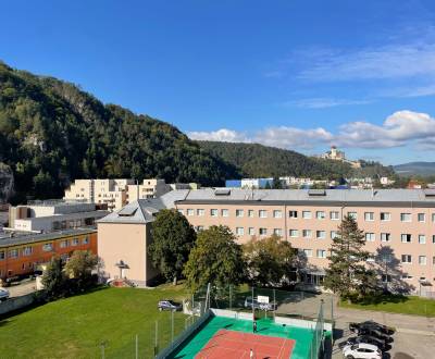 Eladó 3 szobás lakás, 3 szobás lakás, K výstavisku, Trenčín, Szlovákia