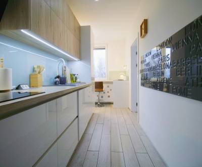 Kiadó 3 szobás lakás, 3 szobás lakás, Nám Ľudovíta Fullu, Žilina, Szlo