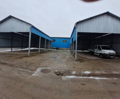 Kiadó Garázsok, Garázsok, Lieskovská cesta, Zvolen, Szlovákia