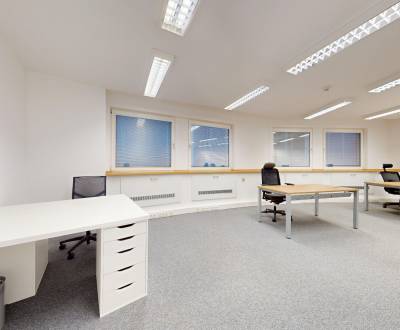 Kiadó Irodahelység, Irodahelység, Plynárenská, Bratislava - Ružinov, S