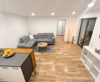 Kiadó Családi ház, Családi ház, Výtocká, Piešťany, Szlovákia