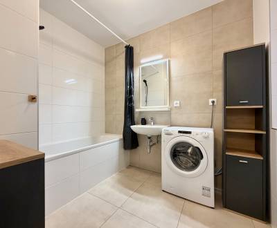 Kiadó 2 szobás lakás, 2 szobás lakás, Armádna, Trenčín, Szlovákia