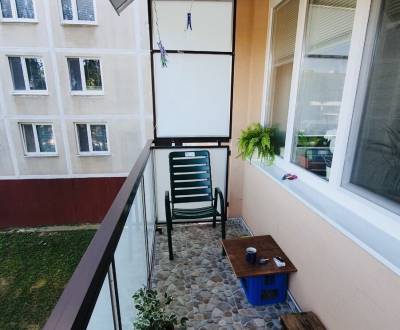 Kiadó 4 szobás lakás, 4 szobás lakás, M.Bela, Hlohovec, Szlovákia