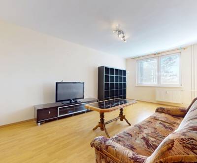 Kiadó 3 szobás lakás, 3 szobás lakás, Školské námestie, Malacky, Szlov