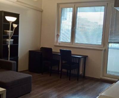 Kiadó 2 szobás lakás, 2 szobás lakás, Pečnianska, Bratislava - Petržal