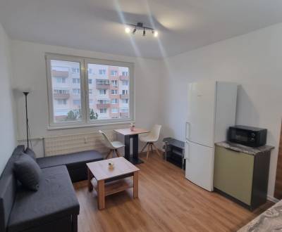 Kiadó 1 szobás lakás, 1 szobás lakás, Alexyho, Nitra, Szlovákia