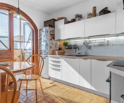 Eladó 4 szobás lakás, 4 szobás lakás, Ševčenkova, Bratislava - Petržal