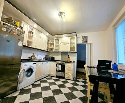 Kiadó 3 szobás lakás, 3 szobás lakás, Horný Šianec , Trenčín, Szlováki