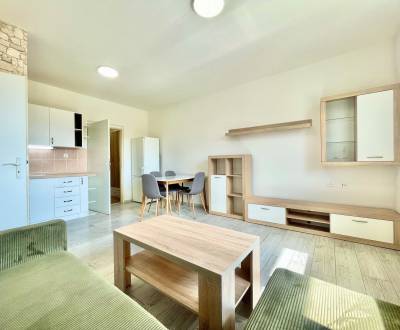 Kiadó 2 szobás lakás, 2 szobás lakás, Východná, Trenčín, Szlovákia