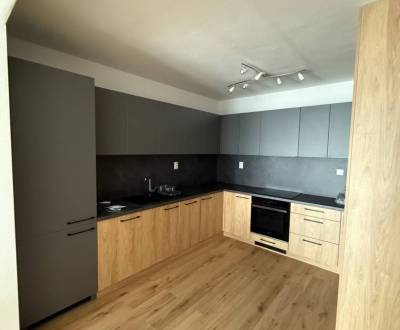 Kiadó 2 szobás lakás, 2 szobás lakás, Hurbanova, Poprad, Szlovákia