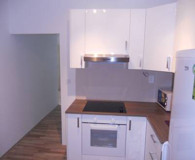 Kiadó 2 szobás lakás, 2 szobás lakás, Muškátová, Pezinok, Szlovákia