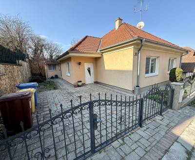 Eladó Családi ház, Családi ház, Kamenná, Piešťany, Szlovákia