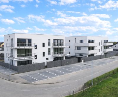 Eladó 3 szobás lakás, 3 szobás lakás, Dúhová, Pezinok, Szlovákia