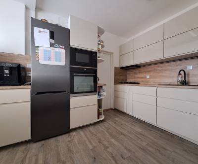 Kiadó 3 szobás lakás, 3 szobás lakás, Kernova, Martin, Szlovákia