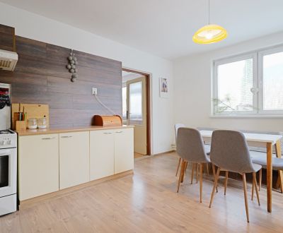 Eladó Családi ház, Családi ház, Považská Bystrica, Szlovákia