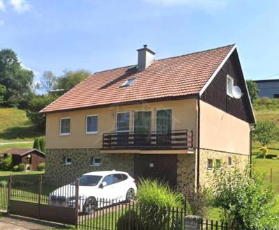 Eladó Családi ház, Családi ház, Ružomberok, Szlovákia