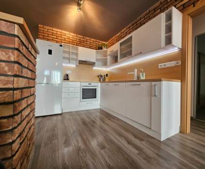 Kiadó 2 szobás lakás, 2 szobás lakás, Rezedová, Bratislava - Ružinov, 