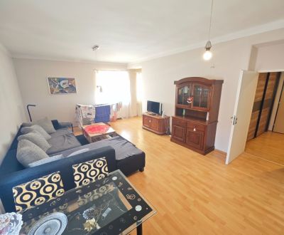 Kiadó 2 szobás lakás, 2 szobás lakás, Národná, Banská Bystrica, Szlová