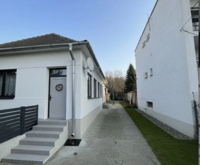 Eladó Családi ház, Családi ház, Koplotovce, Hlohovec, Szlovákia