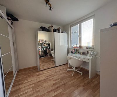 Eladó 3 szobás lakás, 3 szobás lakás, Zvončeková, Michalovce, Szlováki