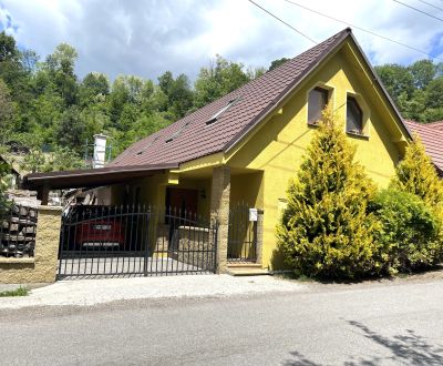 Eladó Családi ház, Családi ház, Žiar nad Hronom, Szlovákia