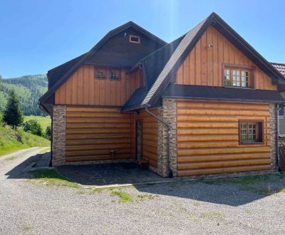 Eladó Családi ház, Családi ház, Liptovský Mikuláš, Szlovákia
