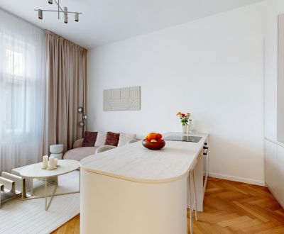 Eladó 3 szobás lakás, 3 szobás lakás, Flöglova, Bratislava - Staré Mes
