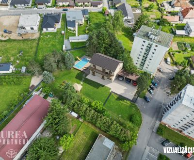 ELADÓ Építési sík telek közművekkel családi HÁZ számára 2554m2 Kováčov