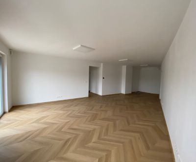 Eladó 4 szobás lakás, 4 szobás lakás, Žilina, Szlovákia