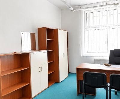 Irodahelyiségek a városközpontban, Žilina, Szlovákia