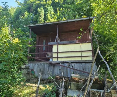 Eladó Nyaraló, Nyaraló, Sady pod Dedovcom, Trenčín, Szlovákia