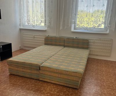 Kiadó 1 szobás lakás, 1 szobás lakás, Levice, Szlovákia