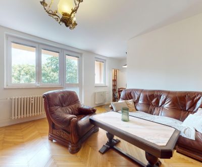 Nagyszombat- Nagy 4 szobás lakás 85 m² + loggia | 3 külön szoba 